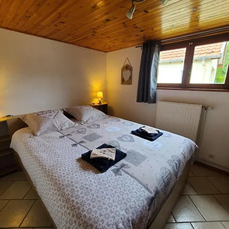 Дом отдыха Maison Campagne Avec 3 Chambres, Cheminee Et Terrasse, Pres D'epinal - Fr-1-589-417 *