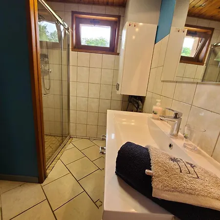 Maison Campagne Avec 3 Chambres, Cheminee Et Terrasse, Pres D'epinal - Fr-1-589-417 Дом отдыха